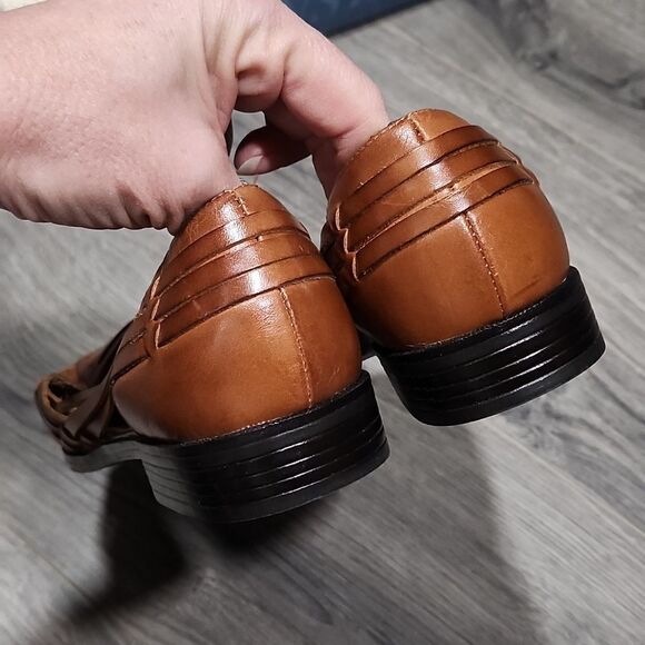 NIB ST JOHNS BAY Lily Sand Leather Huachuca Sandals - Picture 4 of 6